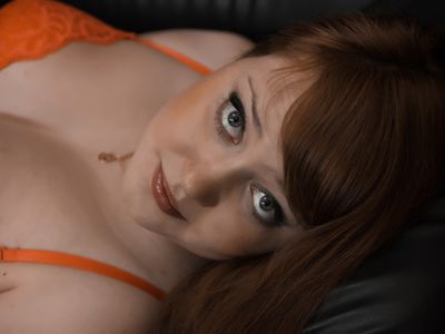 RedSweetGirl1 live sexchat picture