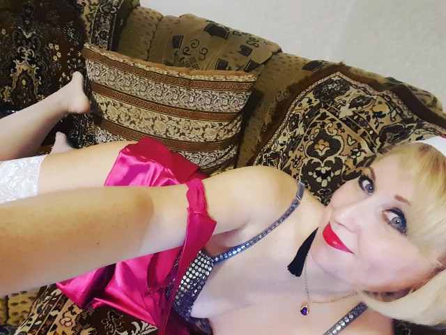 Liliana111 live sexchat picture