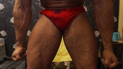 Rippedmuscleshow live sexchat picture