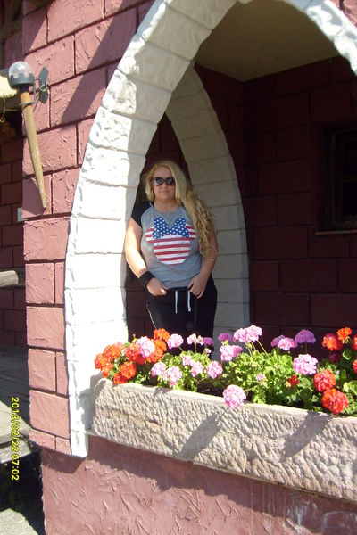 BBLONDBOMBB live sexchat picture