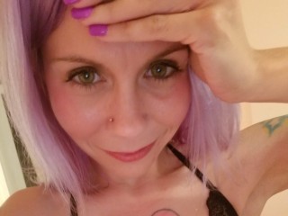 AdrienneRose live sexchat picture