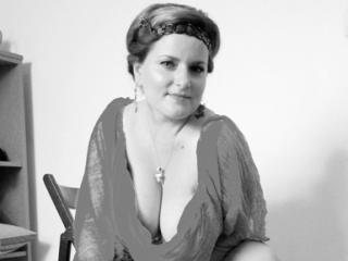 MikyLure live sexchat picture