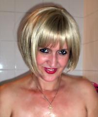 ReniaHot live sexchat picture