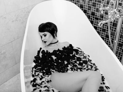 LaraMoor live sexchat picture