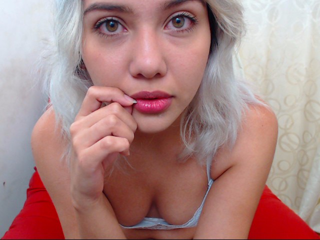 LucyReii live sexchat picture