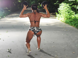 QueenStrong live sexchat picture