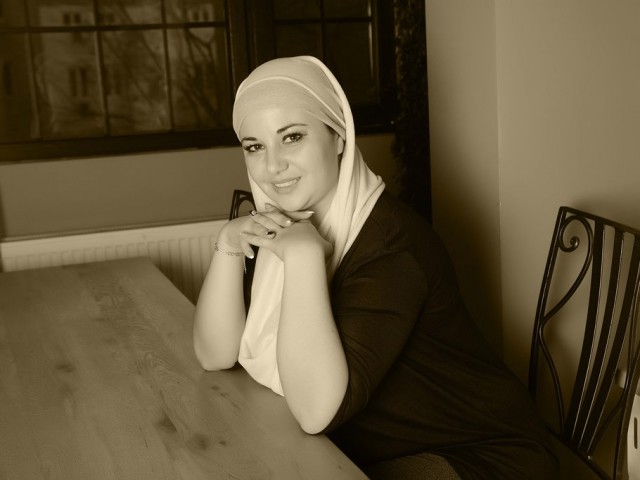 AneesaMuslim live sexchat picture